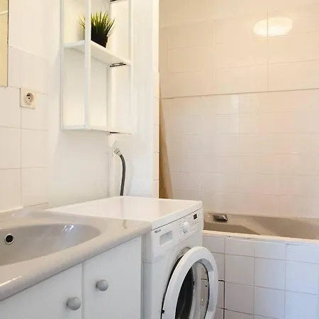 Theatre St Etienne Wi-fi Gratuit Apartamento Rennes