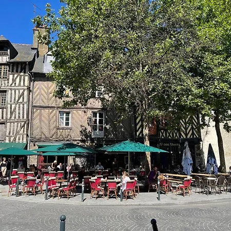 Theatre St Etienne Wi-fi Gratuit Apartamento Rennes